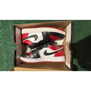 Jordan Retro 1 Low Bred Toe Size 4M/5.5W